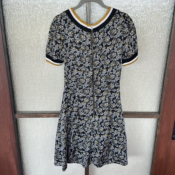 Slate & Willow Floral Varsity Trim V Neck Mini Dress in size 2. EUC - Picture 8 of 10